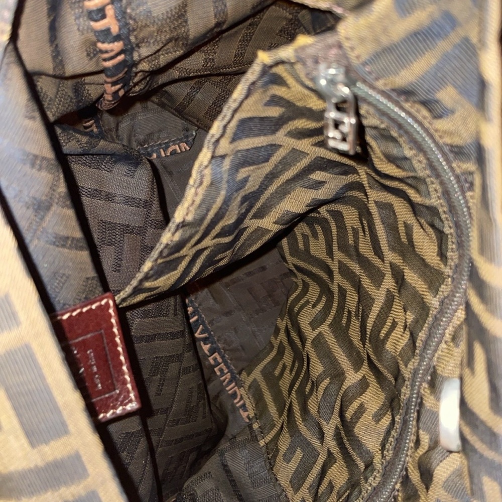 Authenticated FENDI vintage Zucca canvas large shoulder tote w/leather straps. - Picture 12 of 15